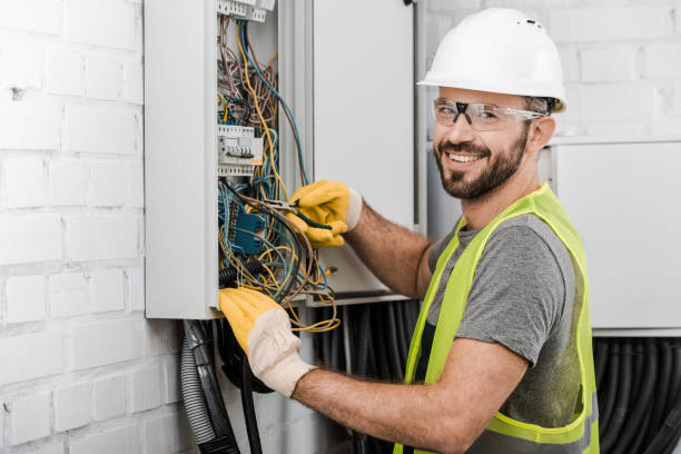 Best Affordable Emergency Electrician  in Pinecrest, FL